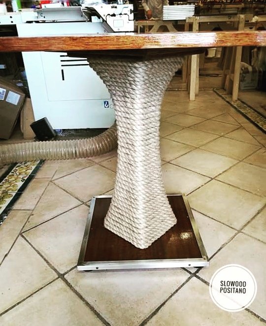 PositanoSlowood's tweet photo. Ad ogni tavolino il suo piede ...
#slowoodpositano #table #wood 

https://t.co/rPB0T4F9mc https://t.co/ox9Ib5WBGW