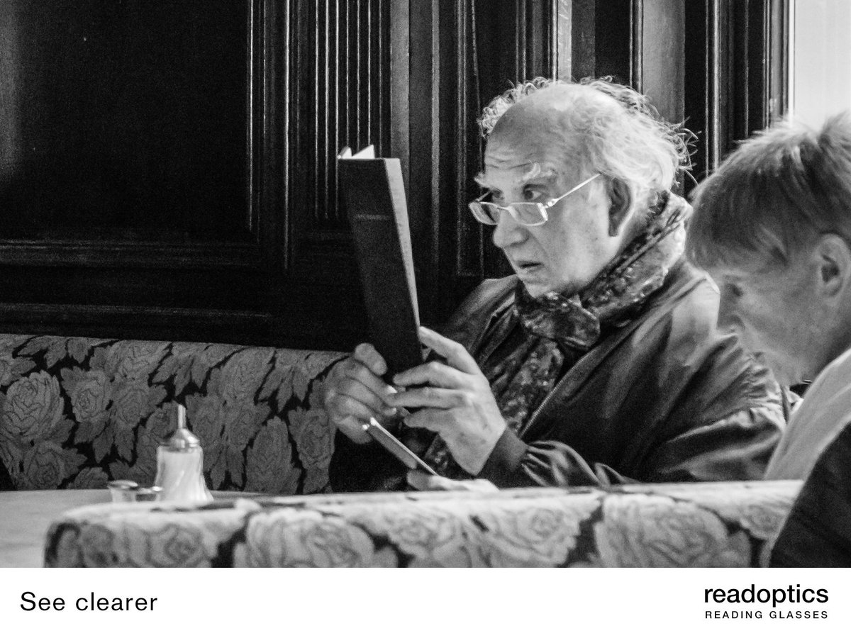 ReadOptics's tweet image. Seeing clearly shouldn’t be an every day battle. Read Optics ready-to-wear reading glasses 🤓 #Readoptics #glasses ➡️ readoptics.com