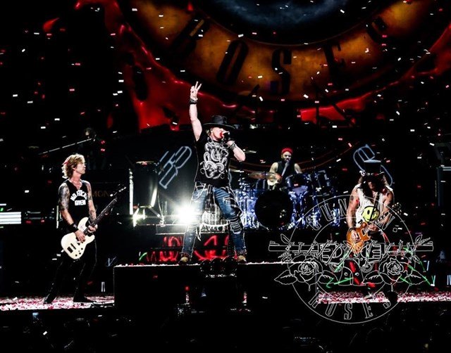 culturaocio's tweet photo. Guns n' Roses: excesos, peligros y caos en 9 anécdotas disparatadas
https://t.co/XT9ozPtw8v https://t.co/kOP0AOeuNH