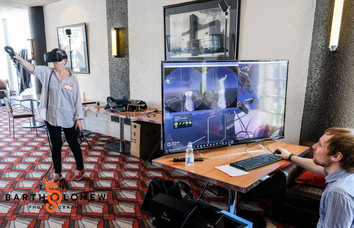 ExDigitalFuture's tweet image. We're here @thesjt today with VR experiences, @H_Horizons dome, big screen gaming and immersive theatre #scarborough sjt.uk.com/event/396/expl…