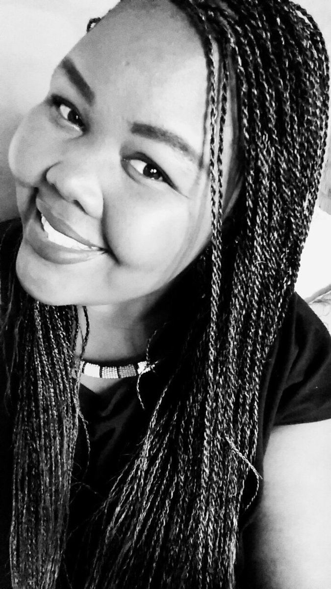 LeratoRSA's tweet photo. ....#SaturdayFaces 😂💛🌼 https://t.co/Lru3f56kT2
