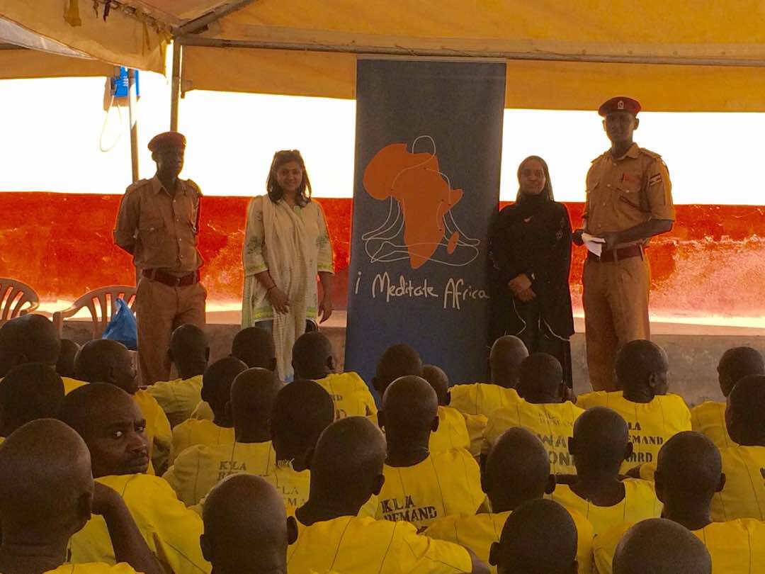 Gurudev's tweet photo. A million plus people have meditated in Africa led by @ArtofLiving volunteers in the last couple of weeks for #iMeditateAfrica. (1) https://t.co/D3mLoy2UrD