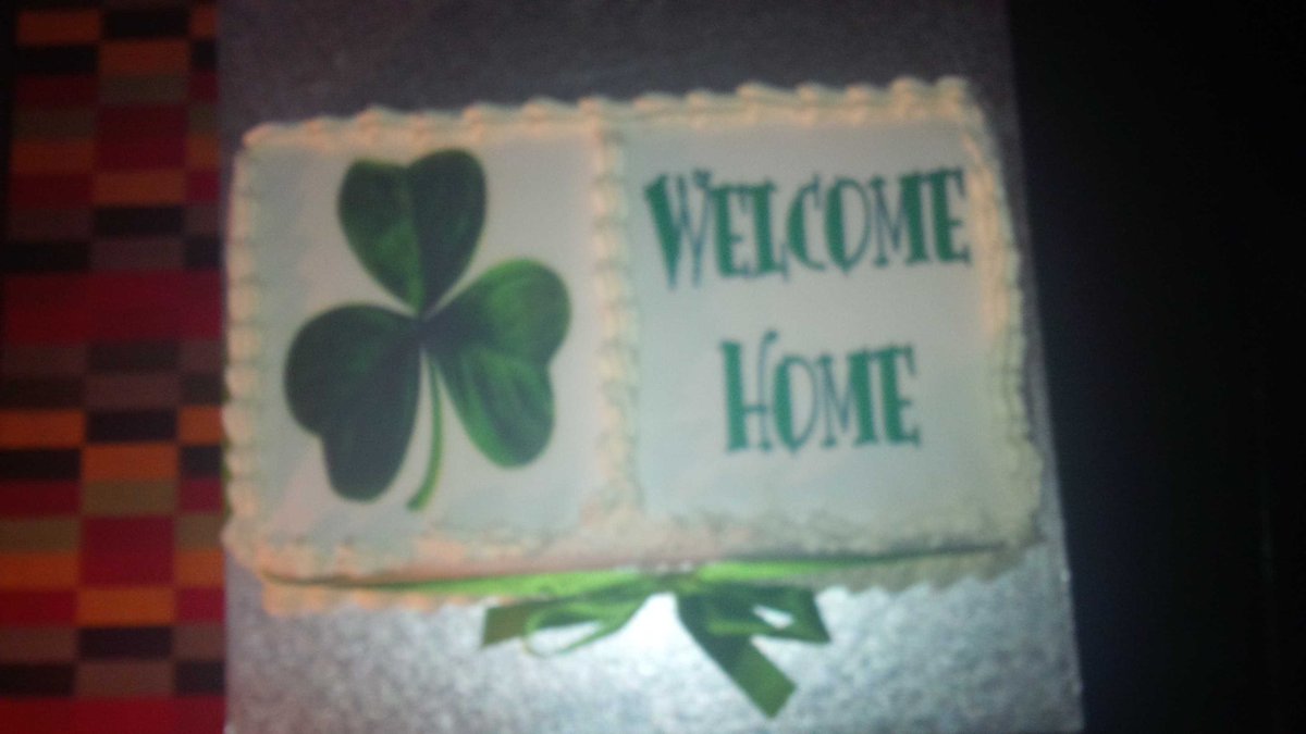 Duff McKagan (@duffmckagan) on Twitter photo Playing Slane tonite..u know...pretty huge fuckin gig. My manager...he got a sheetcake. "Wow", said I "a sheetcake." Playing Slane tonite..u know...pretty huge fuckin gig. My manager...he got a sheetcake. "Wow", said I "a sheetcake."