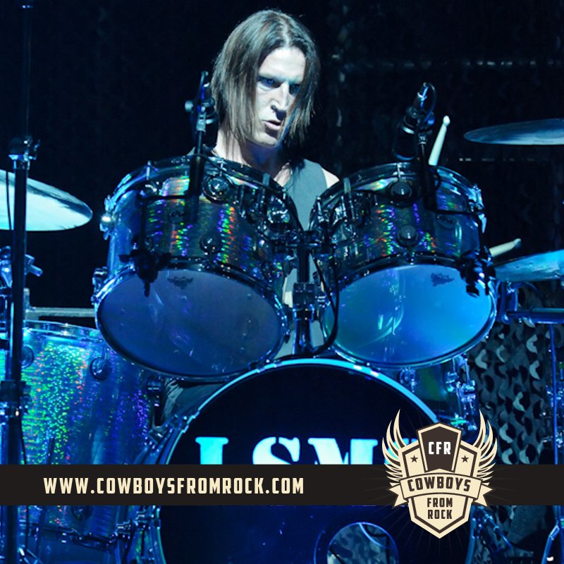 Feliz Cumpleaños/ Happy Birthday Sean Kinney     