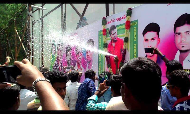 STR_360's tweet photo. #INAfdfs scenes everywhere last year !!! 🎉🎉🎉 @iam_str #Shivaa #Mylaa
#1YearOfNammaAalu #ChimbuCineArts #TRajendar #UshaTRajendar https://t.co/degRbsoUKC