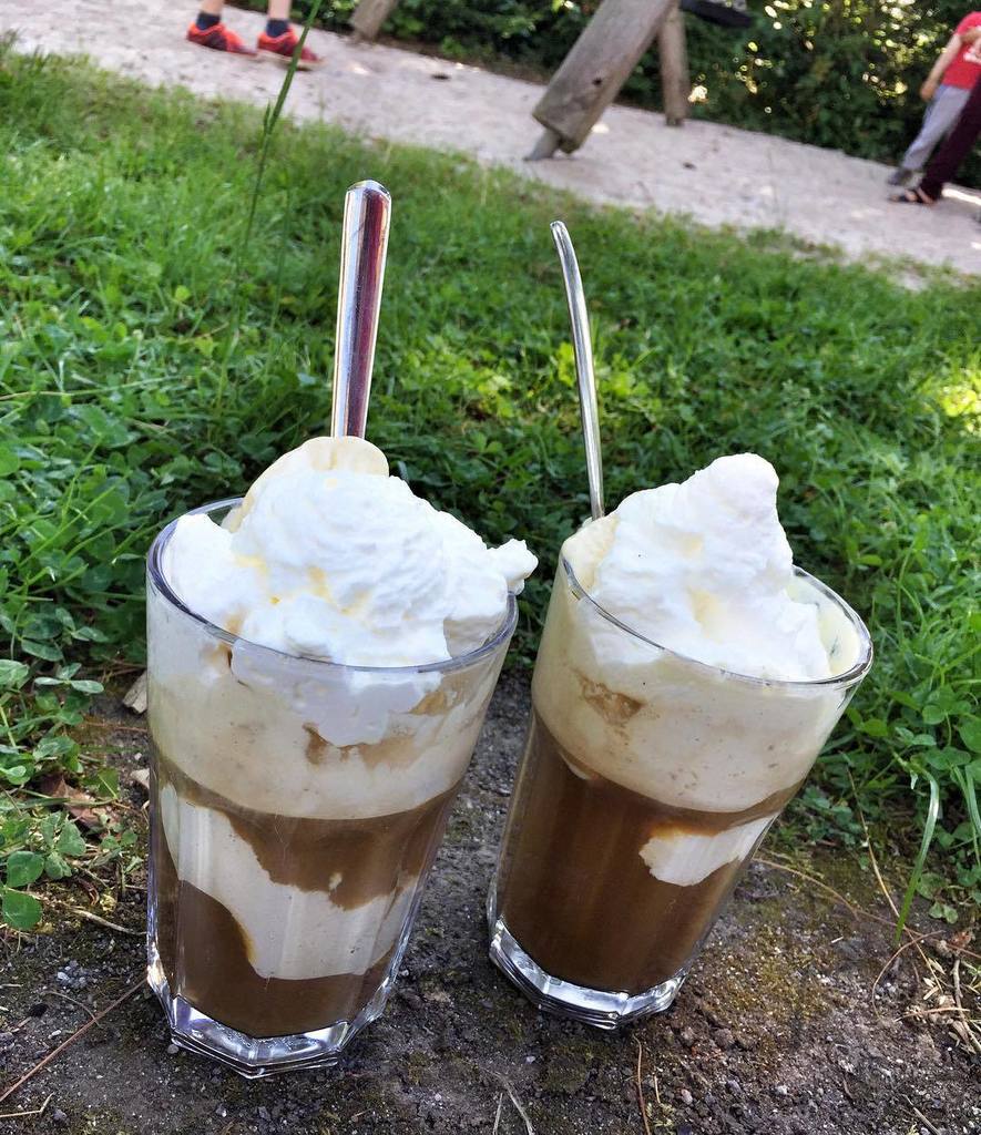 kuechenjunge's tweet photo. DIY Spielplatz-Eiskaffee #werkannderkann #daslebenistschön #eiskaffee #eis #coffee #foodporn #kjfb https://t.co/55n6LWhBpa