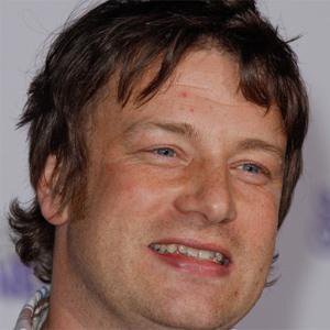 Celebrity Chef Jamie Oliver turns 42 today! Happy Birthday from 