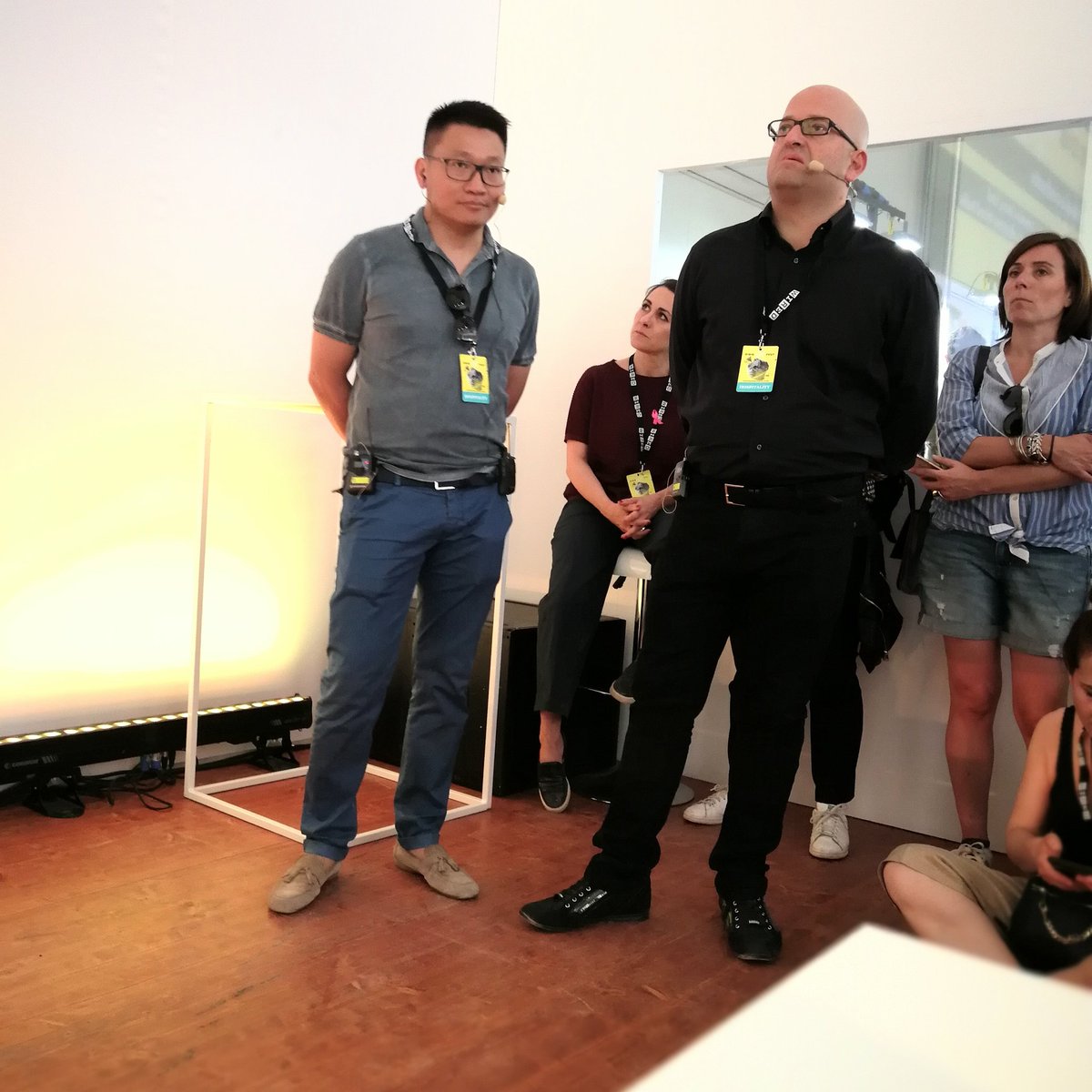 wireditalia's tweet photo. Poco prima di salire sul palco.. Chen e Ciorra, @huaweimobileit e @enelgroup #wnf17 #wnflive #huaweiP10plus #HuaweiP10 https://t.co/To6OABuZtt