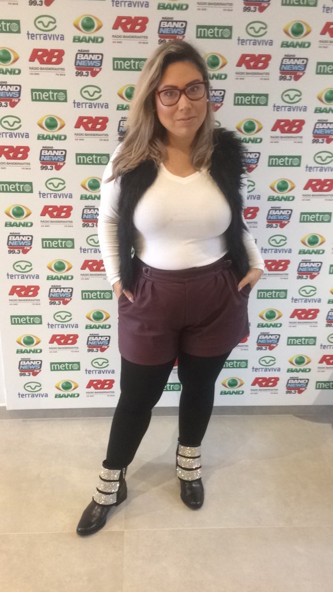 dadamitinguel's tweet image. Bastidores #programadaregina ​@a_reginalima @asinfluenceRS @dadamitinguel @julianabarsante​ @MicheleBotan #casadasinfluencers #asinfluencers