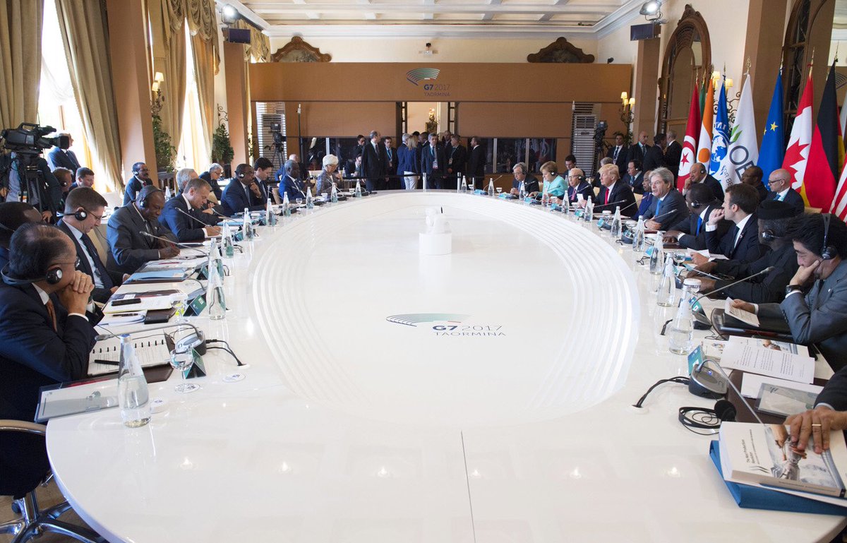PaoloGentiloni's tweet photo. Grazie Taormina, grazie all'impegno di tutti per la realizzazione di questo #G7 https://t.co/UPHWNAE7Xb