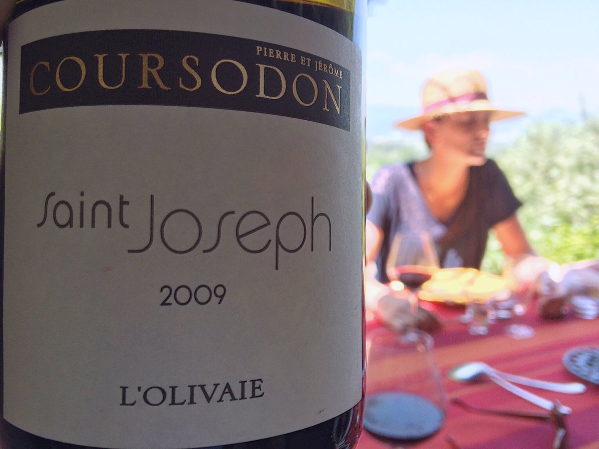 O_Legrand_'s tweet photo. A classy, powerful and elegant Saint-Joseph to start the bank holiday.
#rhone #wine #saintjoseph #coursodon https://t.co/FzvfzWcnB3