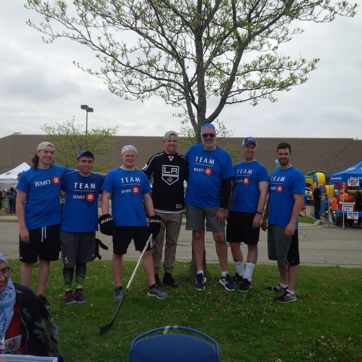 RickBolzon's tweet photo. Team BMO with Stanley Cup Champion Tanner Pearson from the LA Kings send a kid to camp!#swodrocks #HotShots Hockey https://t.co/LCvVhnPrYT