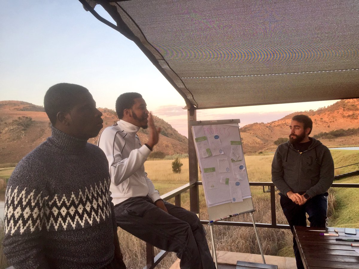 GShapers_JHB's tweet photo. Taking this party outside #JhbShapers #StratSession https://t.co/SHQZ8SRLYQ