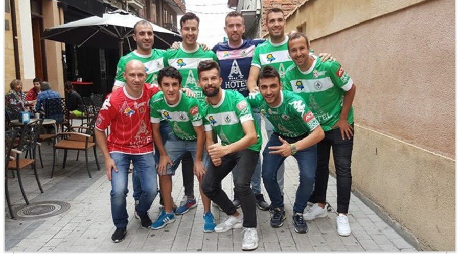MGRuben6's tweet photo. Vamos @AtleticoAstorga  que nos hemos reunido los #heroesdeunascenso para ver al #increibleAstorga https://t.co/FRfU7UqbMm
