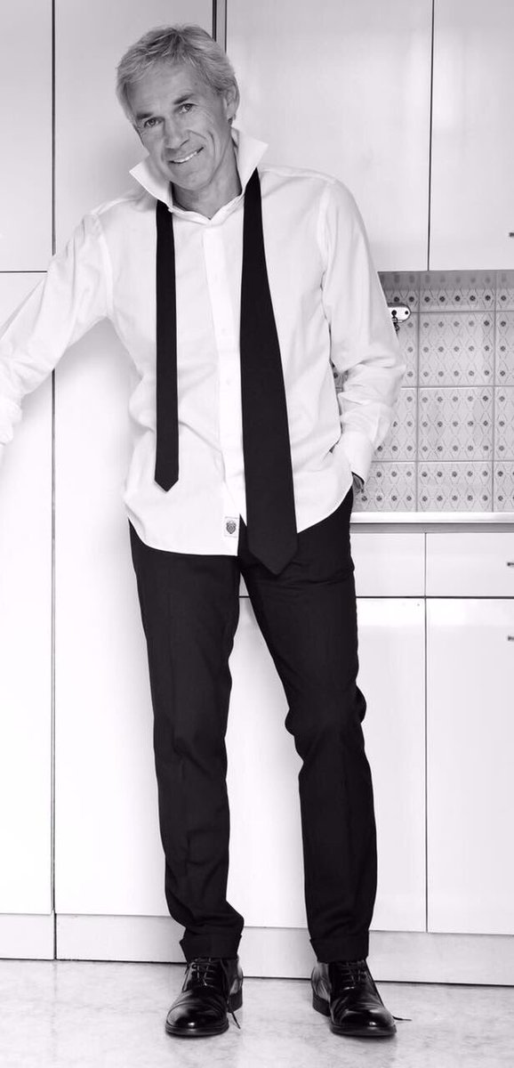 Quasi pronto per il matrimonio di mio nipote Matteo🎁🍾🌝 #matrimonio #eleganza