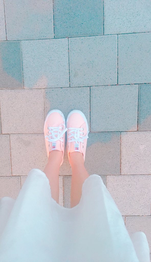 hellokimsohyun's tweet photo. 몽숙이랑💕🌸 https://t.co/jba9KZrsQ8