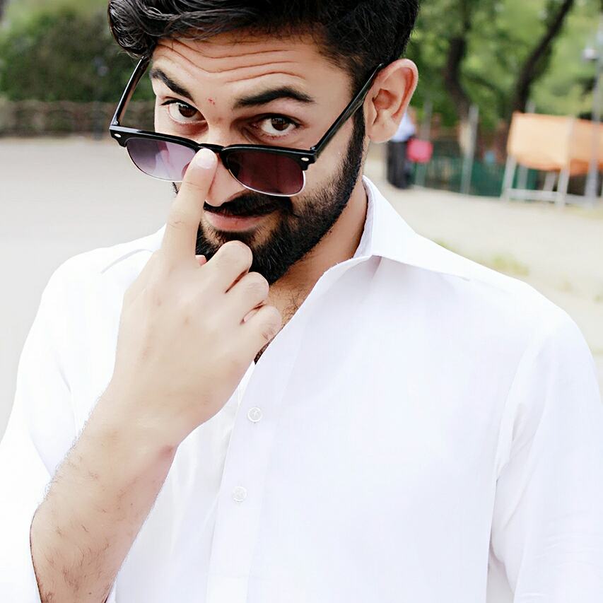 usama_ab's tweet photo. #NewProfilePic https://t.co/dr9kWiHKzP