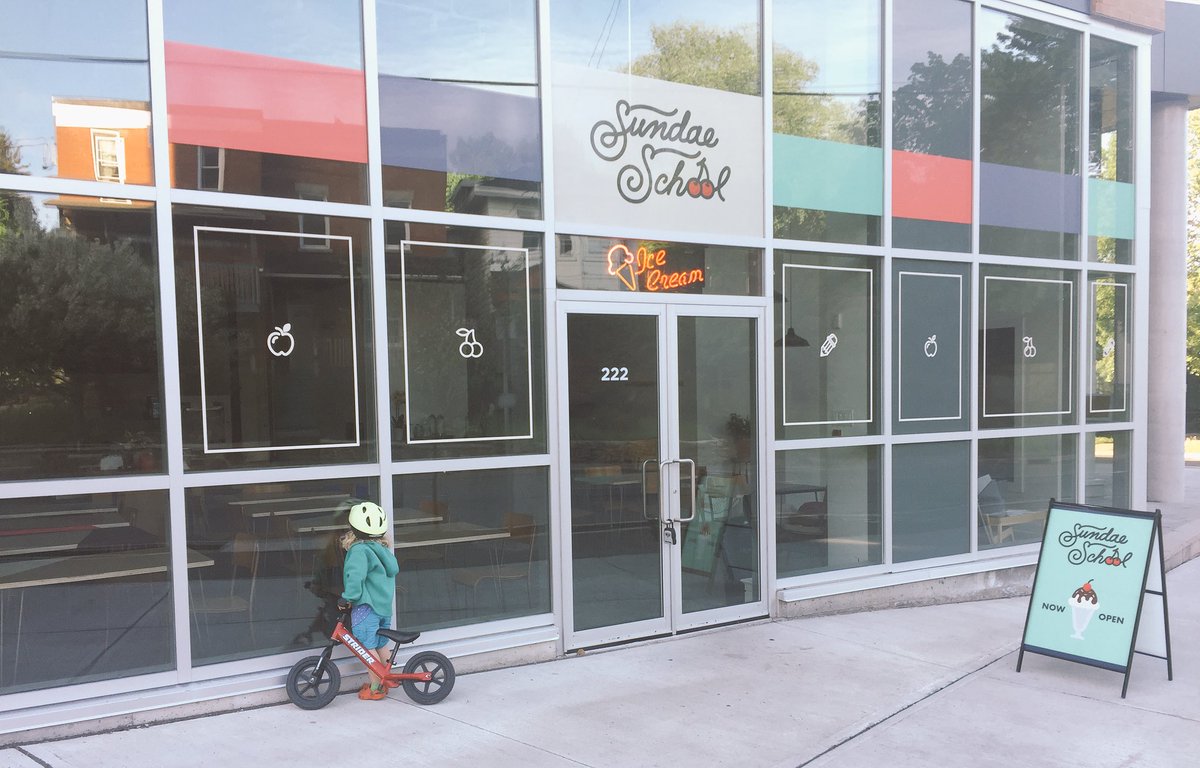 Chris Straka tweet media