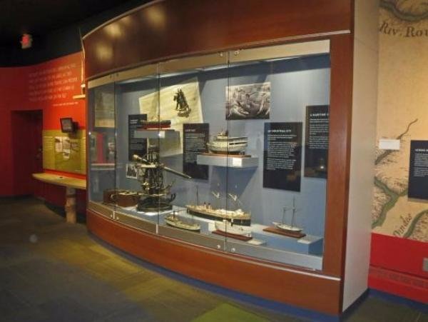 AdminSailor's tweet image. Detroit maritime museum to Introduce Used shipping container sumo.ly/AyoN