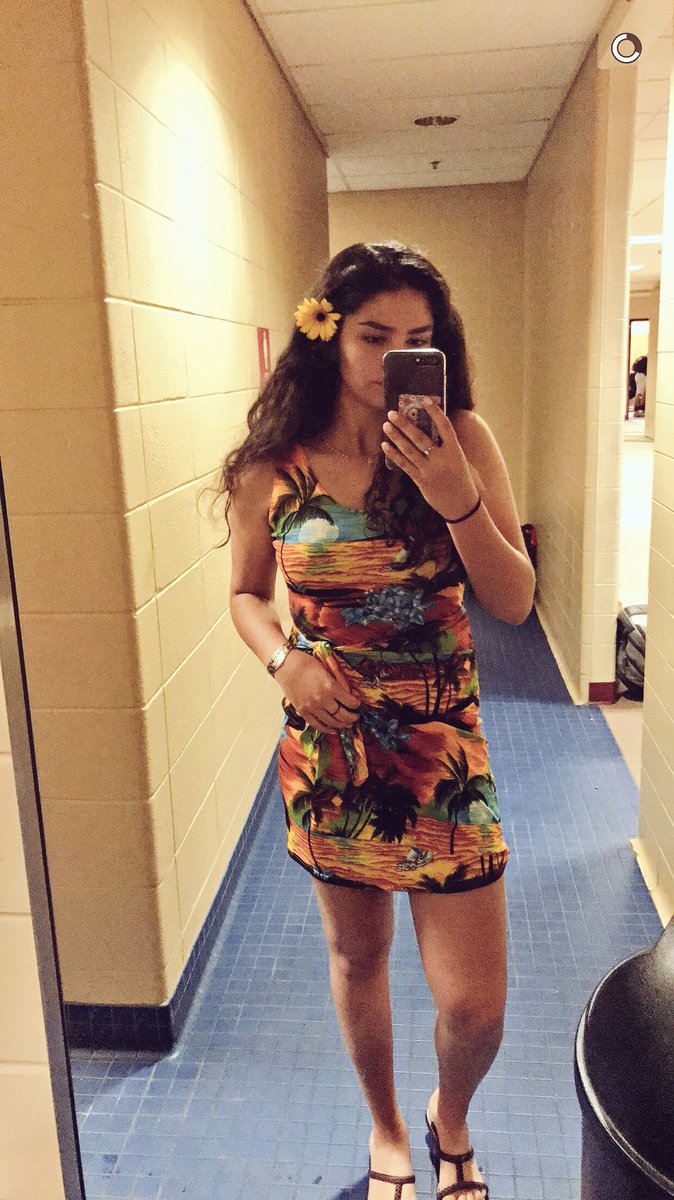 a_spezza's tweet photo. @WaltDisneyWorld Found your new moana 😍 https://t.co/uwzJlMs91n