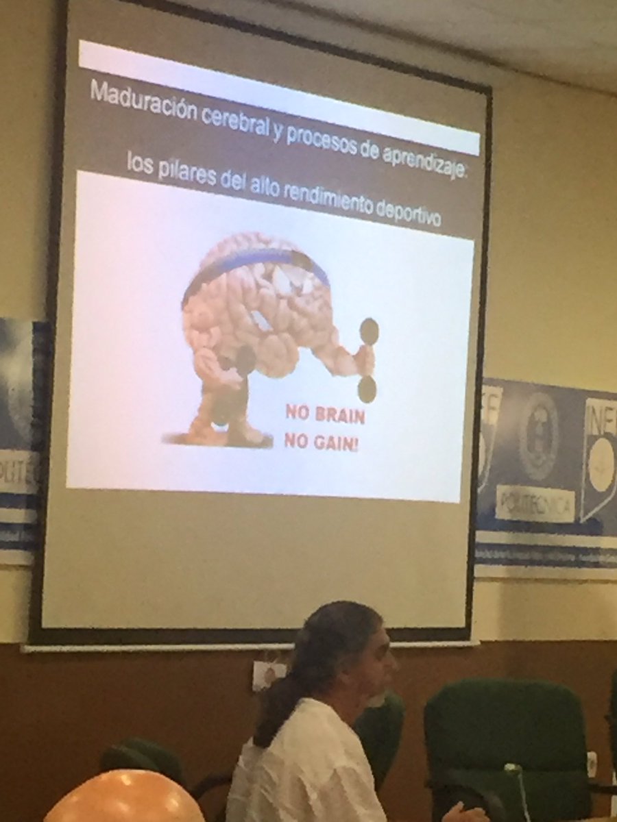 Tati9304's tweet photo. Maduración cerebral y procesos de aprendizaje: los pilarea del alto rendimiento deportivo #SimposioDeportesCombate https://t.co/RO1FNK0SFm