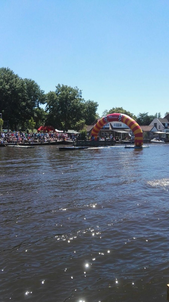 Dutchsolarboat's tweet photo. We zijn gestart! Het gaat lekker :) https://t.co/gFACnO0CXK