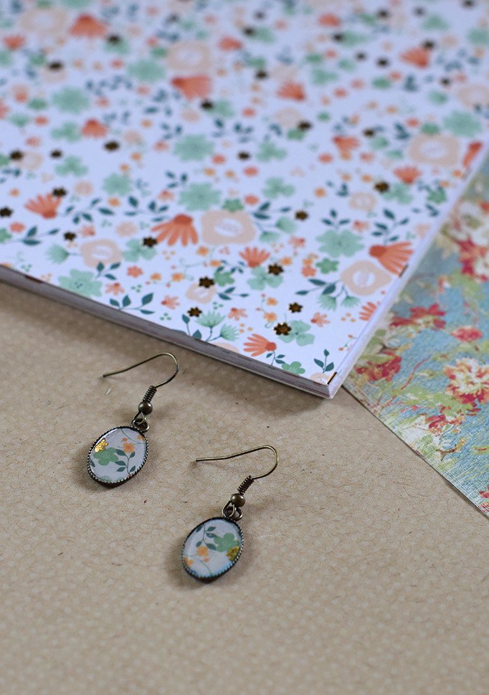 mellockcuff's tweet photo. Use scrapbook paper &amp; Mod Podge Dimensional Magic to make your own earrings! #craftsposure #imadethis https://t.co/fodKeZXIvv https://t.co/dVmfYPtYBF