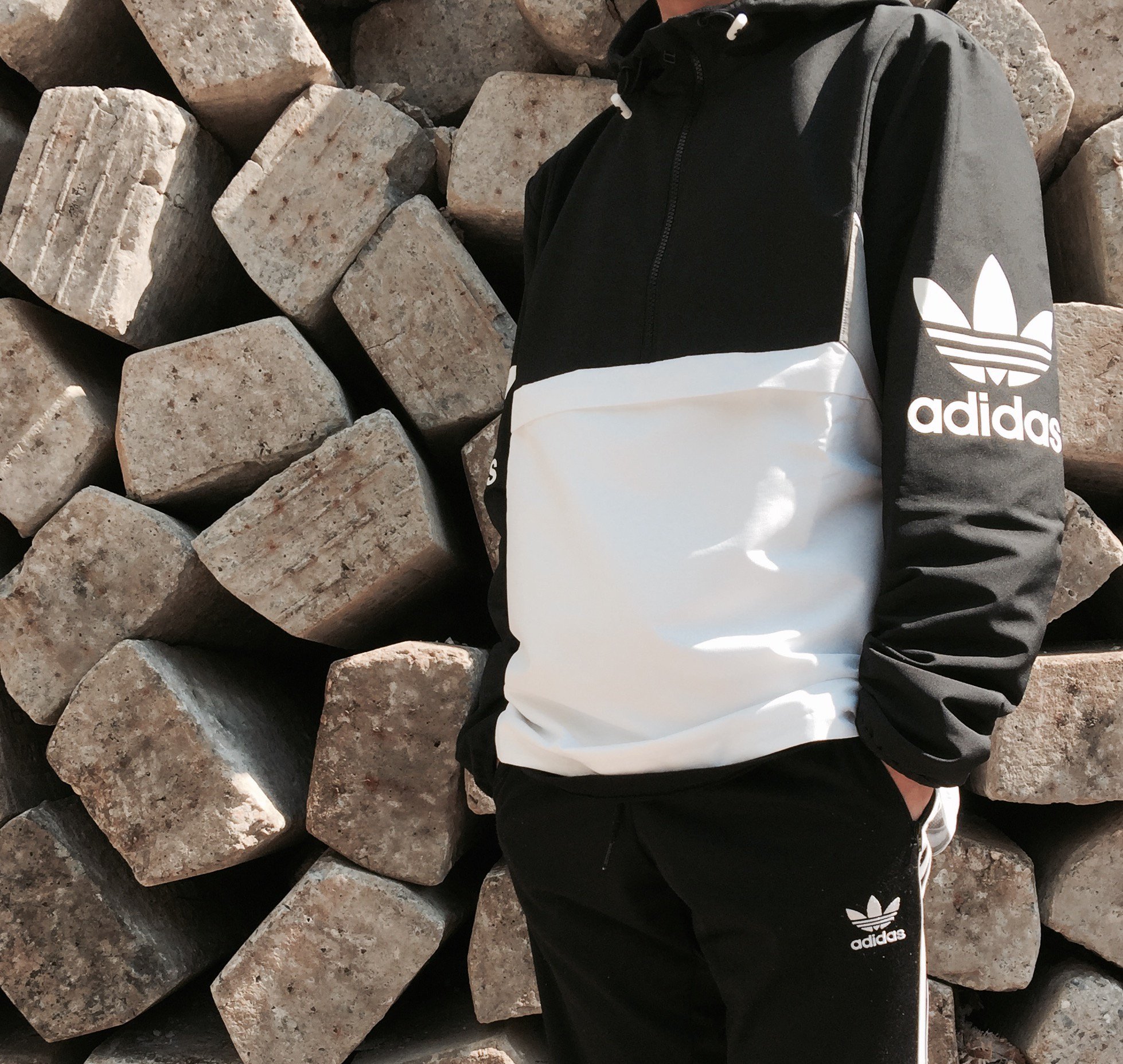 Adidas teorado shop windbreaker