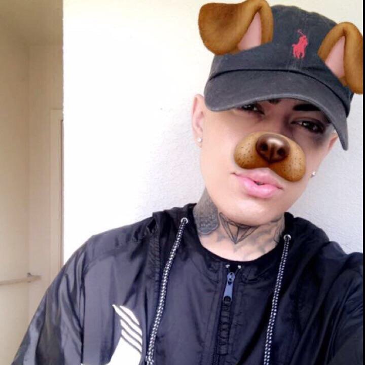 ohhsnap12's tweet photo. Can't sleep 💀💎#Liveme FrimzyBoy: https://t.co/pkSv1lCwZN https://t.co/GgY4bpfXF3