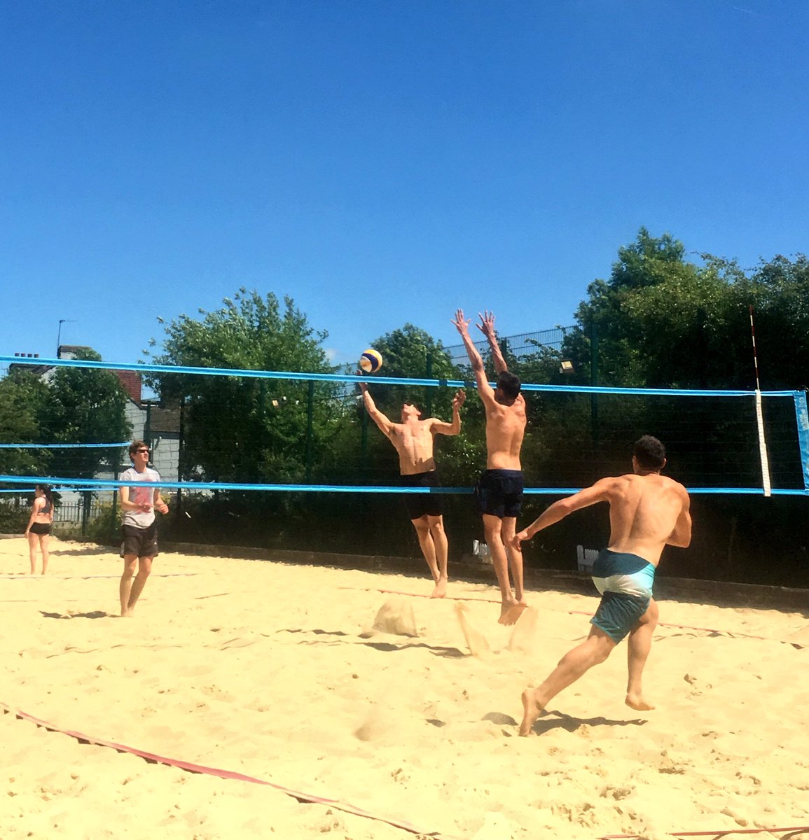 Our BUCS Beach Championship entrants doing some training for the big weekend in Bournemouth next weekend! @UCLUSport #perfectday