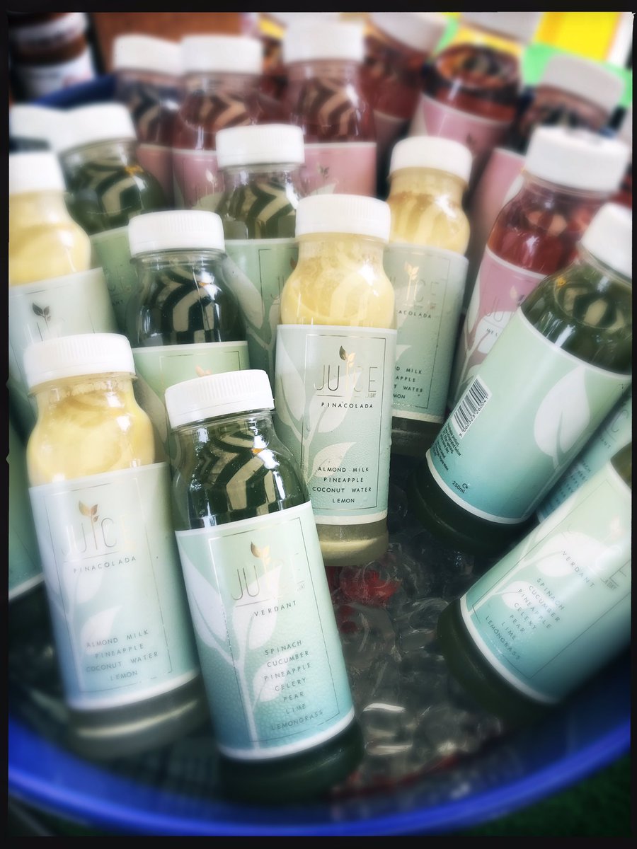 partridgesfoods's tweet photo. Don't forget to hydrate during your #ChelseaInBloom adventures @drinkjuiceaday with coldpress #exoticfruits &amp; #gardengreen #juices @DOYSQ https://t.co/VJVEG8hZSe