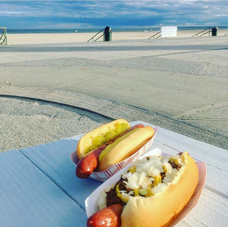 edandbevs's tweet photo. HELLO SUMMER! We are officially open at Riis Beach in the Rockaways! https://t.co/XAgyUrIt29