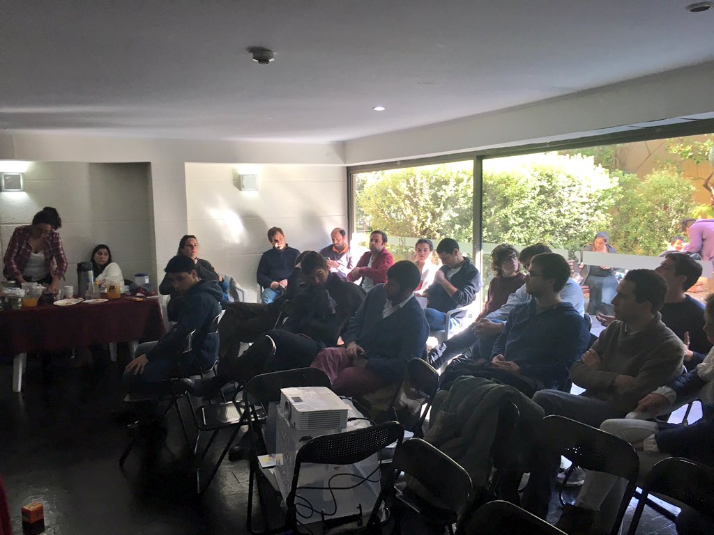 ConstruyeSoc's tweet photo. [#AHORA] En nuestro pleno trimestral definiendo nuestro apoyo a los candidatos presidenciales en las próximas primarias. https://t.co/0M4zxXV4oa