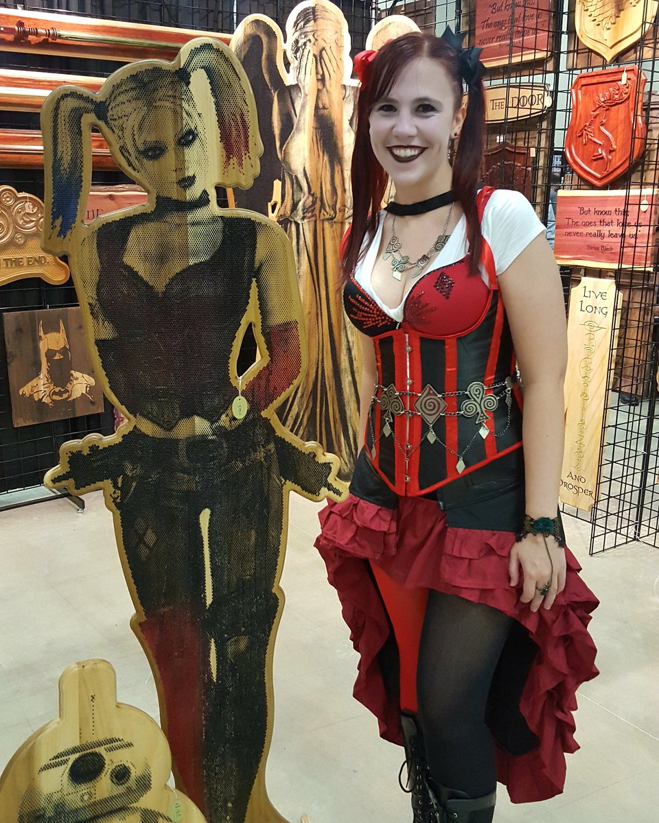 WoodByHandLLC's tweet photo. Day 2 of @alamocitycon is under way! Come find us! #booth726 #ACCC2017 #woodbyhand https://t.co/J1FngS4nZI