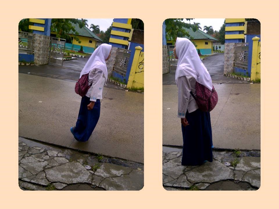 sitishintya_16's tweet photo. Sebentar lagi Goodbye Putih Biru  (y)
Welcome to Putih Abu Abu (y) :* <3 
@sitishintya_16 https://t.co/IFVuk94DgU