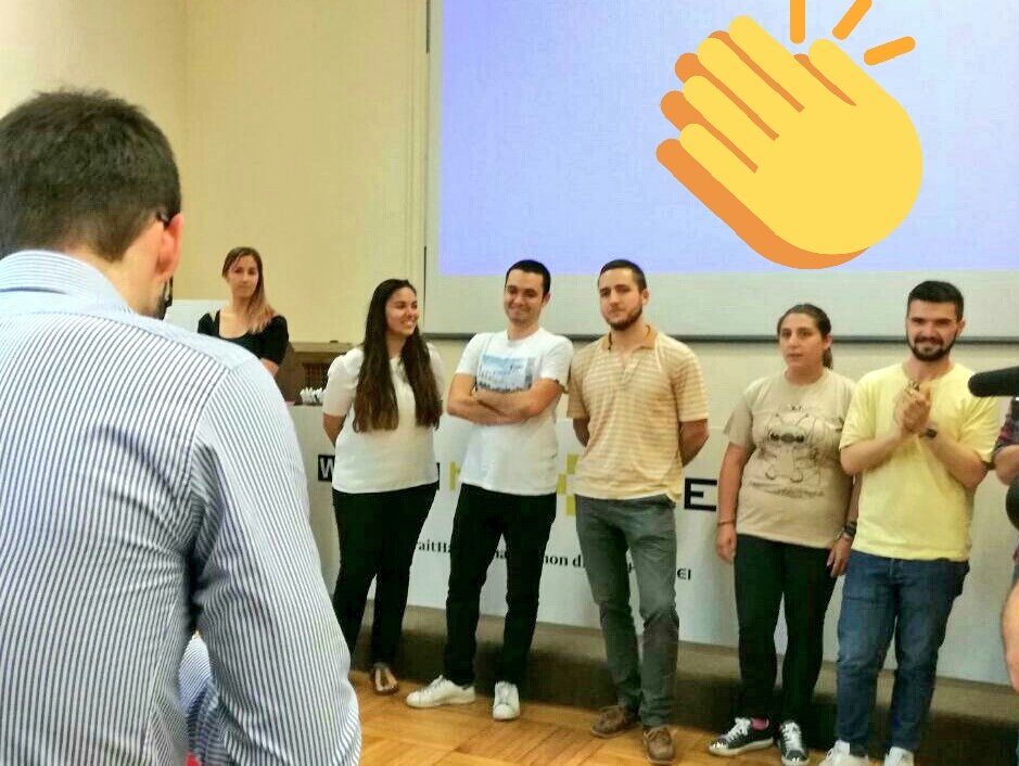 HuaweiMobileIT's tweet photo. Ecco i vincitori del #PortraitHack! Complimenti al gruppo Portrait! #WNF17 #Huawei #HuaweiP10 #HuaweiP10Plus https://t.co/5p8i0w9bm8