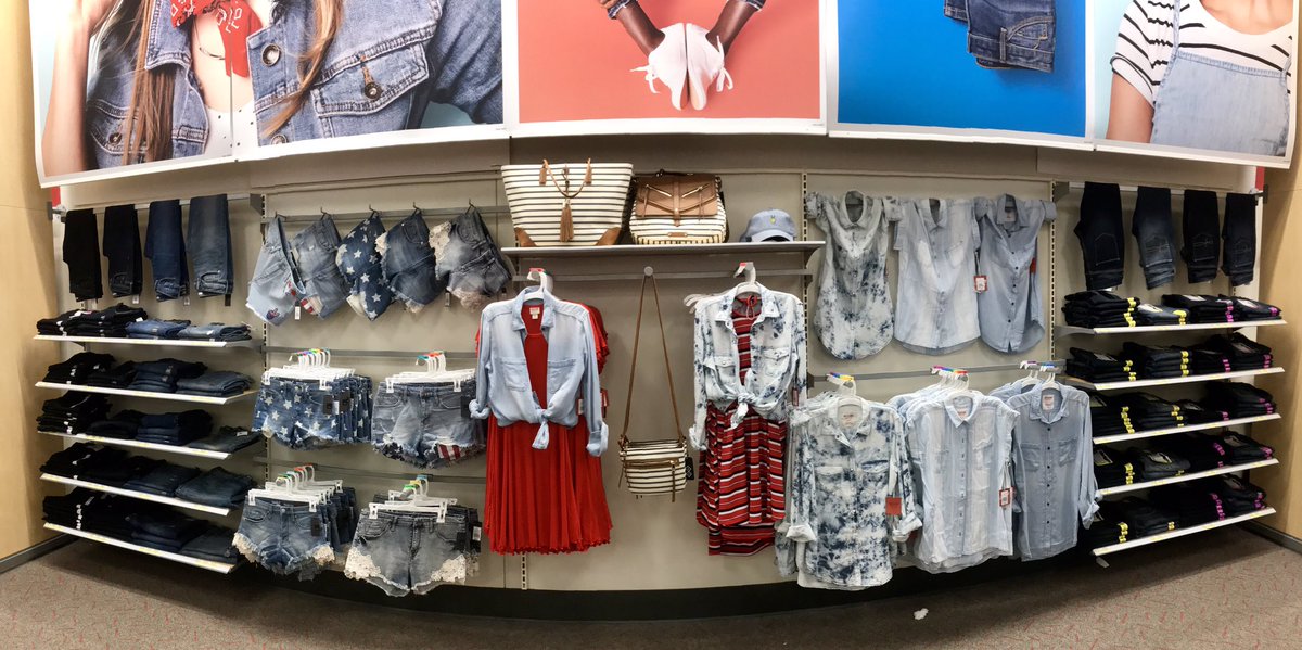 All denim shop making a great statement for our guest👖👖👖#T2337 #D417 #TargetStyle #Denim <a href="/JayYezzi/">Jay Yezzi</a>