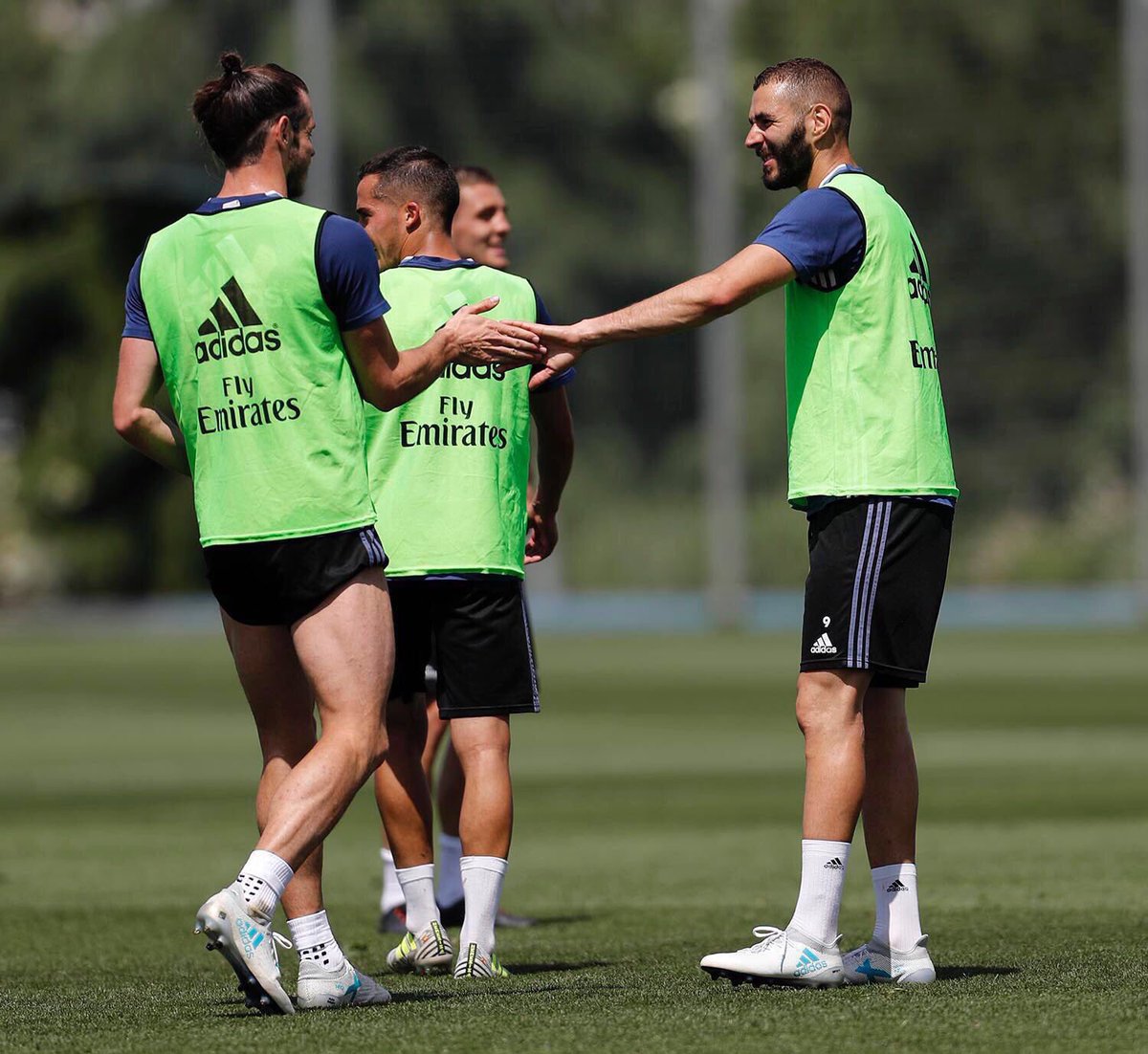 Welcome back my friend !!! 💪 <a href="/GarethBale11/">Gareth Bale</a> <a href="/realmadrid/">Real Madrid C.F.</a> #HalaMadrid