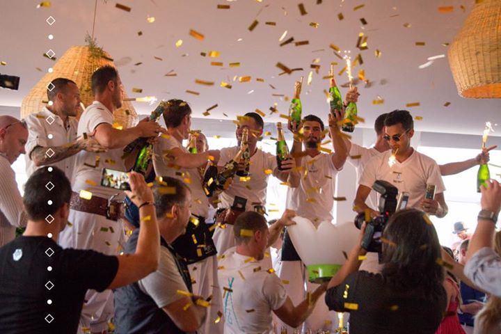 NikkiBeachCanne's tweet photo. https://t.co/gvSrY4WIxF https://t.co/B3MPCfCK1n