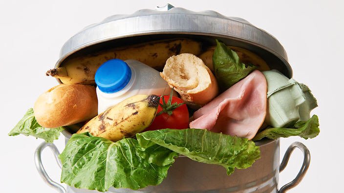 Mogaza's tweet photo. #ZeroHunger is possible if we use just a quarter of the food we waste to feed hungry people instead https://t.co/QyQWPCxTHO #SDGs #ArabDev https://t.co/Si87nHqkiK