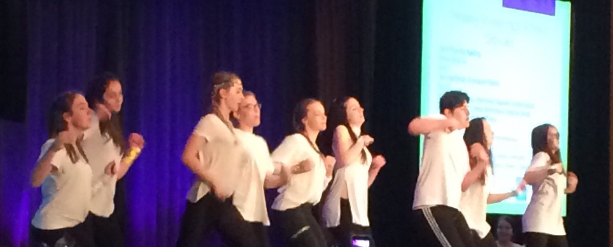 debbiemichakis's tweet photo. Great closing by all the student performers. What talent! #scetsb2017 https://t.co/juC4gHiv7j