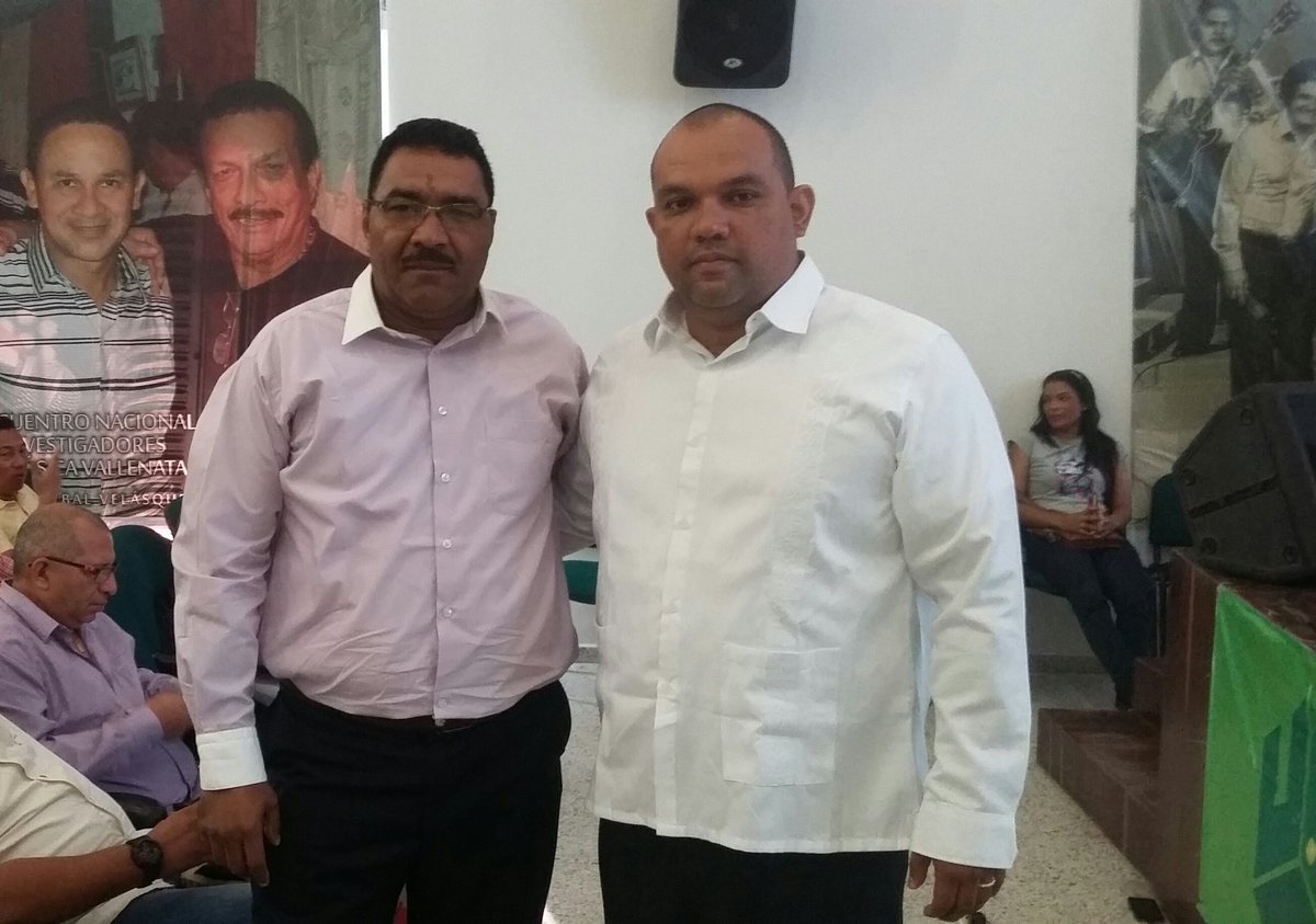 enimva's tweet photo. @robicortes y @darwin_oliveros docentes que enseñan con canciones vallenatas mensajes ambientales para crear una unidad didáctica integrada. https://t.co/CiG7zmIREK