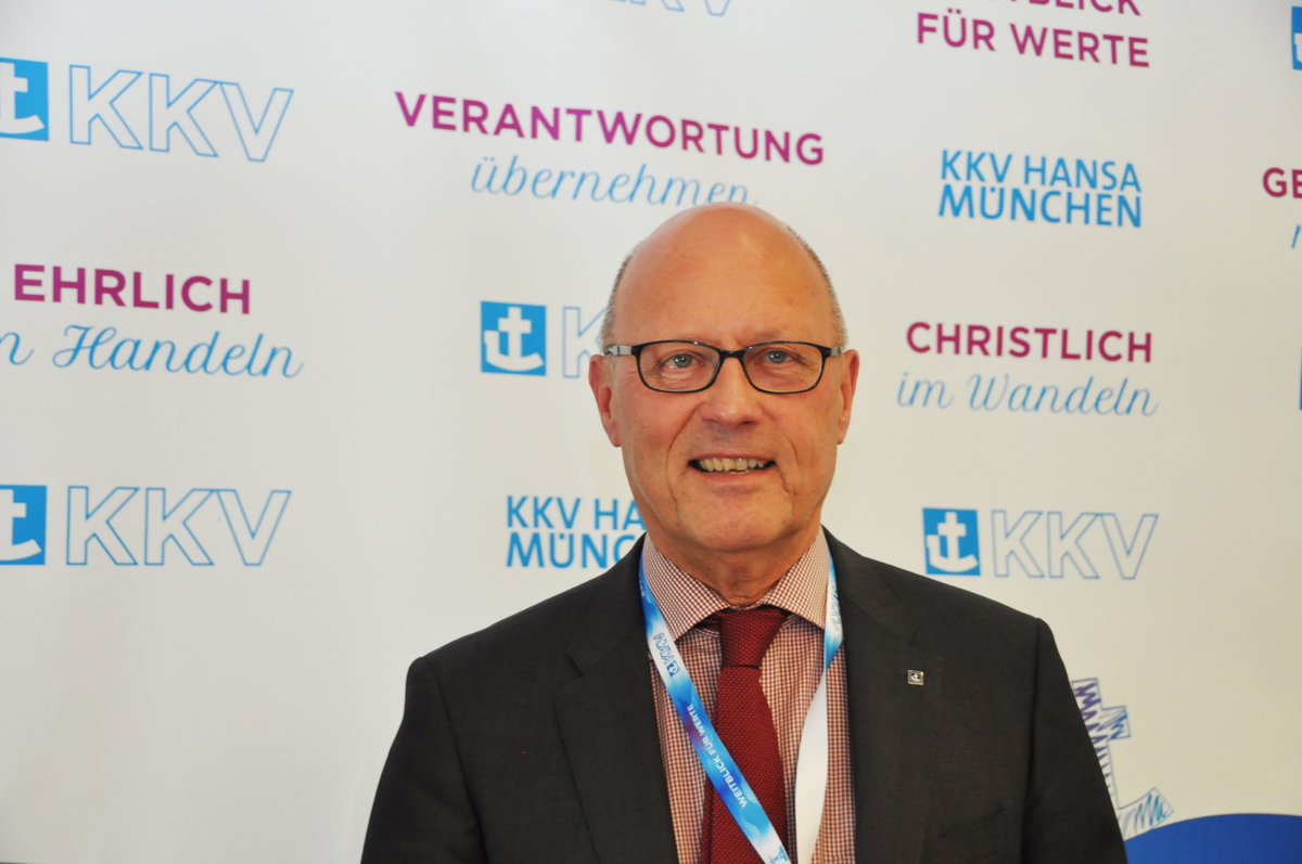 Josef Ridders aus Greven wurde heute zum neuen KKV Bundesvorstand gewählt. (128 Ja, 4 Enth. 4 Nein) <a href="/katholisch_de/">katholisch.de</a> <a href="/nwnews/">Neue Westfälische</a> @KNA_Redaktion