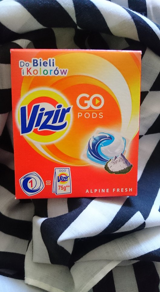 AdamskiRobek's tweet photo. #vizirgopods #kapsułki #pranie #vizir #vizirkapsułki #czystepranie #testowanie #kampania #Vizir3in1Pods #biel #kolor #ambasadorvizirgopods https://t.co/gvyCVJsN9T