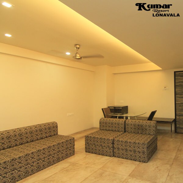kumar_resort's tweet photo. Suites at #KumarResort are huge and so comforting. Pack your bags for a relaxing weekend.
Book your stay today: https://t.co/WkJRewP7kq https://t.co/NSfQXDvD2k