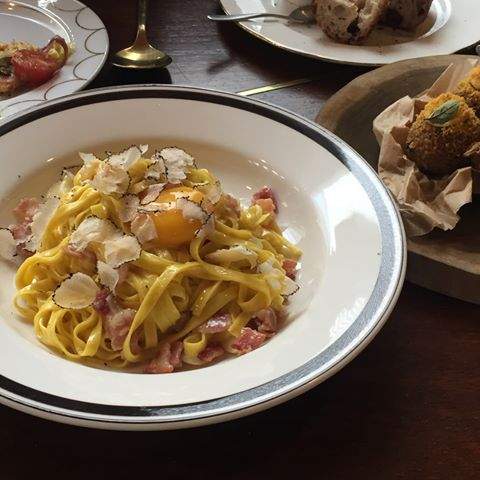 Tweetpeoples! Selamat menunaikan ibadah puasa ramadhan 2017, smoga penuh berkah. Joint us on #VVIP_CLassy <a href="/DP_BISTRO/">DP BISTRO™</a>