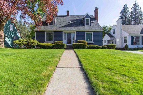 SpokaneHouse4U's tweet photo. Check out this home @realtordotcom http://#Spokane #SouthHill #SpokaneRE https://t.co/R0dfse81KR https://t.co/UhXgC3621R
