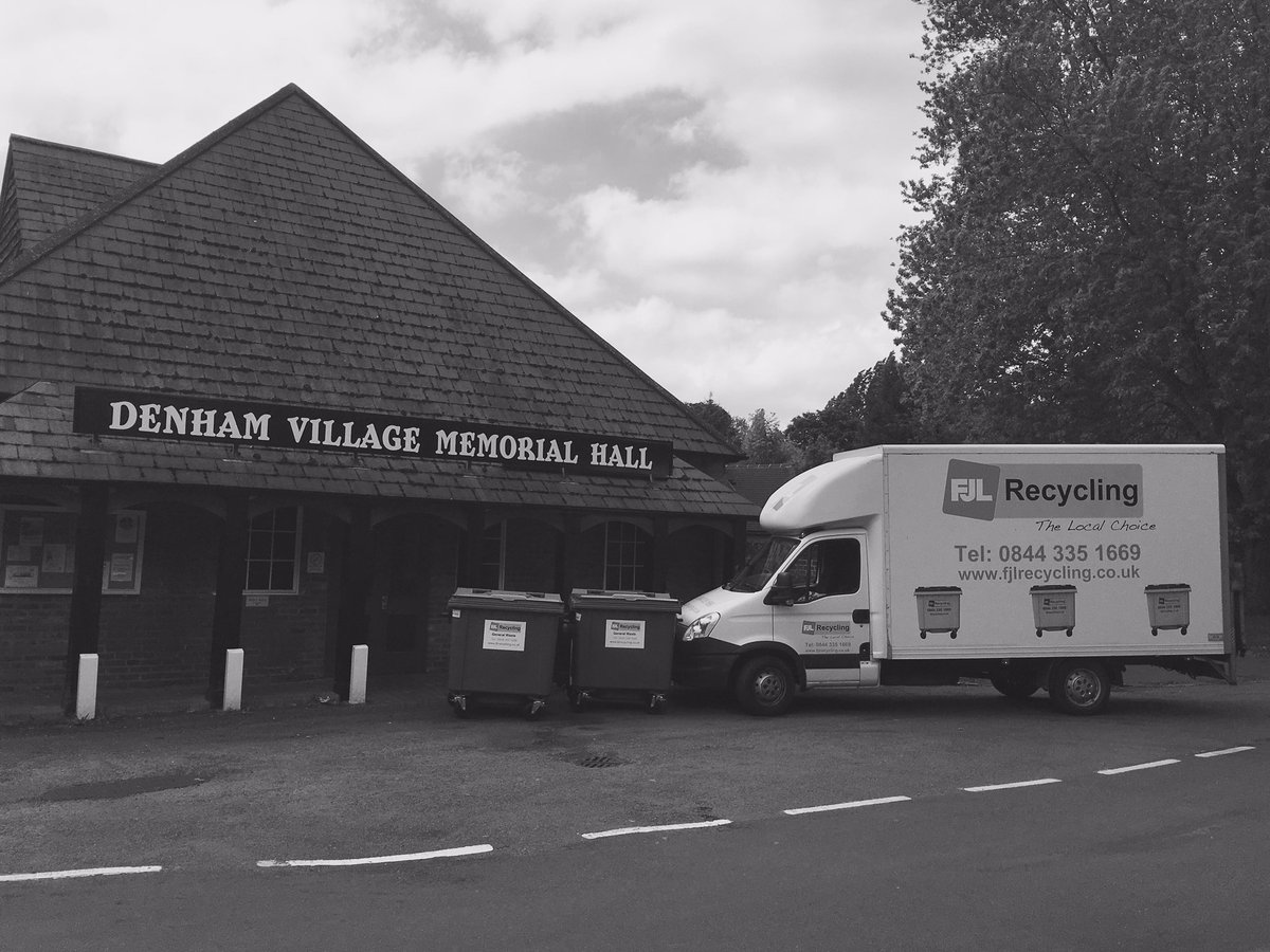 FJLRecycling's tweet photo. Great for FJL to be able to support the Denham Fayre that started back in the 15th Century. #Denham #DenhamFayre #StMarys #bankholidaymonday https://t.co/Nsk6FMy7r4