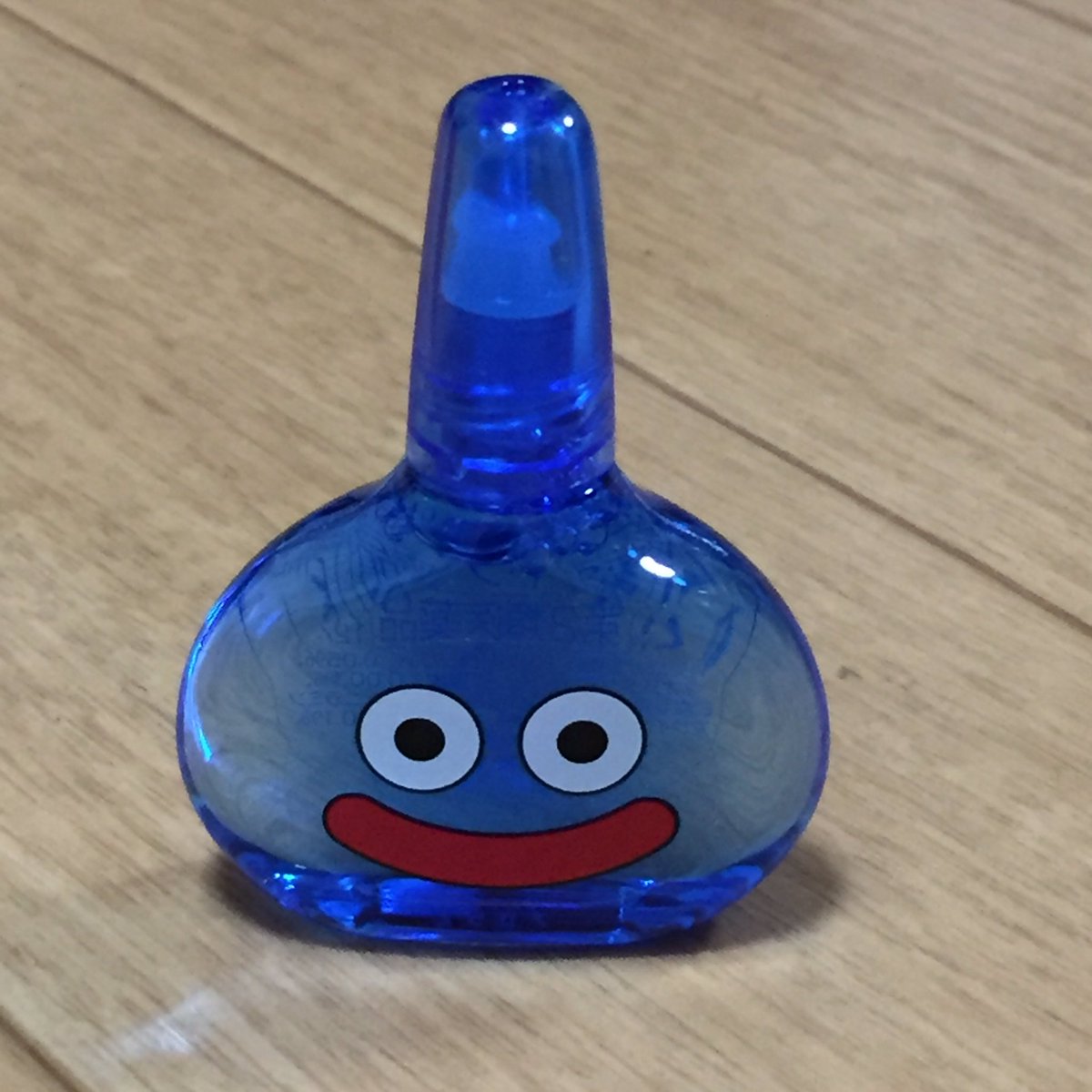 long_smooth's tweet photo. スライム目薬買っちゃいました！
箱の中や説明書まで凝ってますね(*´ω`*) https://t.co/4f9vqwFqZJ