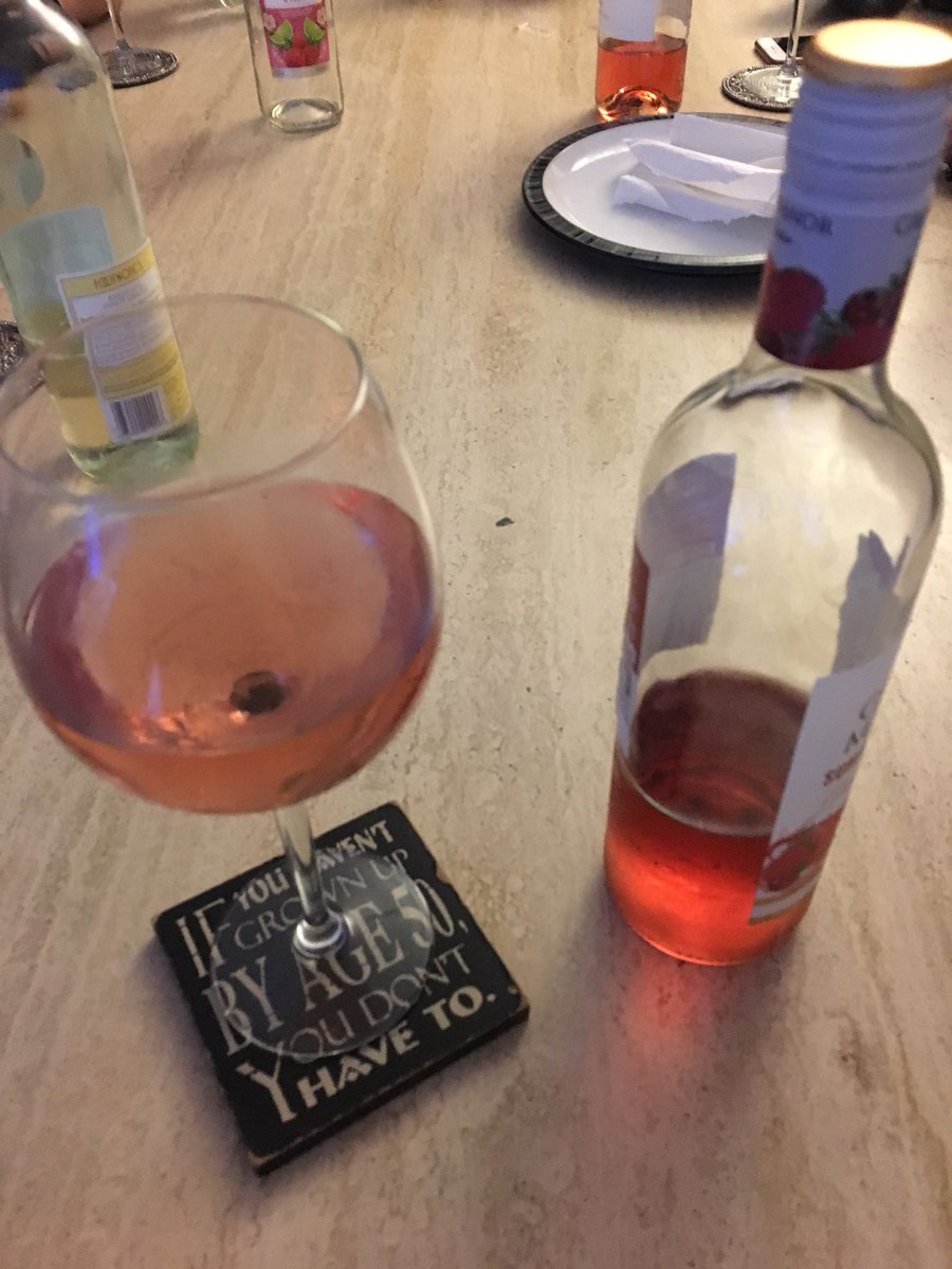 catrynsian's tweet photo. @LewisJenkinss Come join us lewy!!🍷🥂 https://t.co/jHUs6djIHy